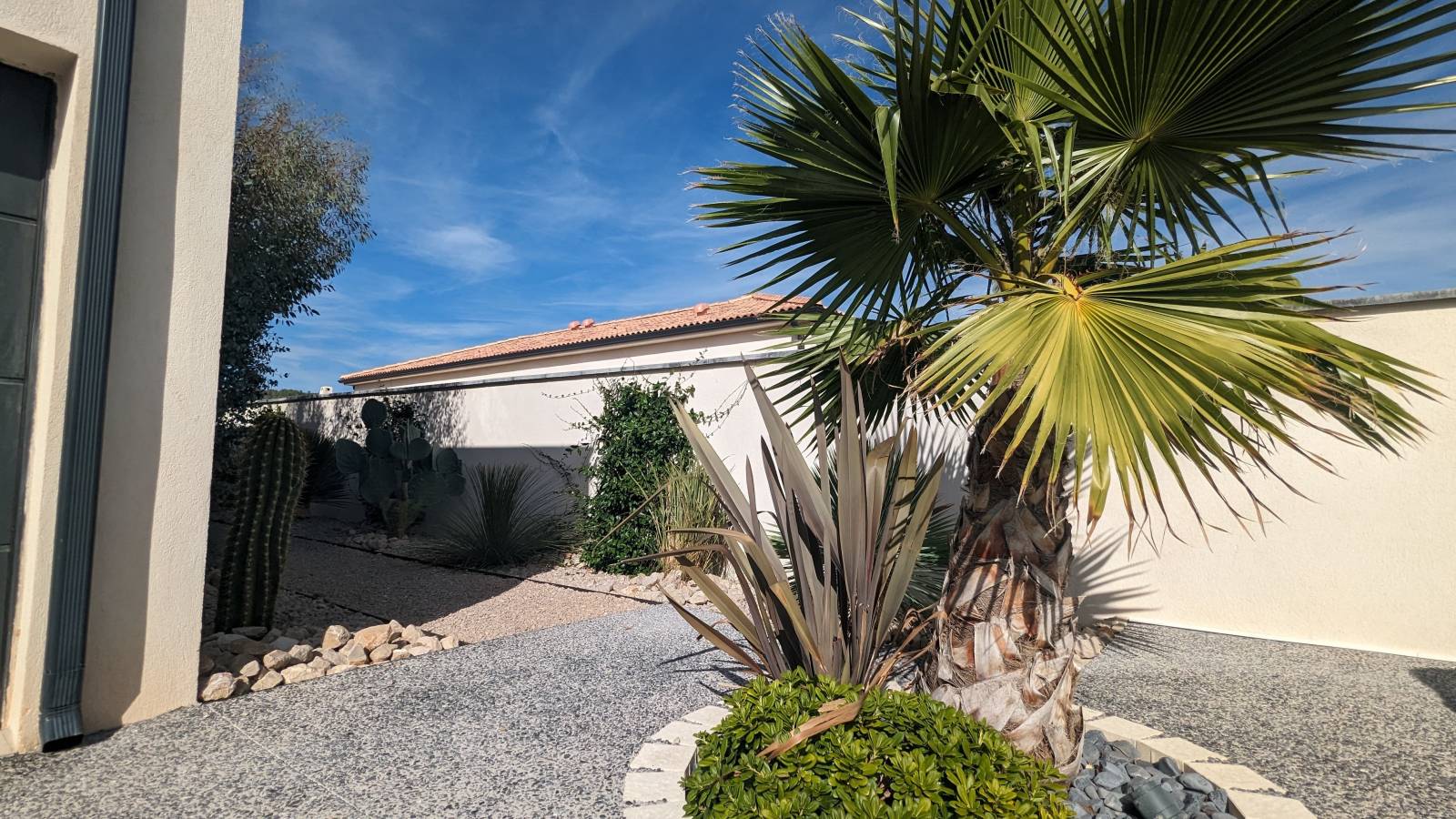 Création d'une entrée à Venelles dans les Bouches-du-Rhône