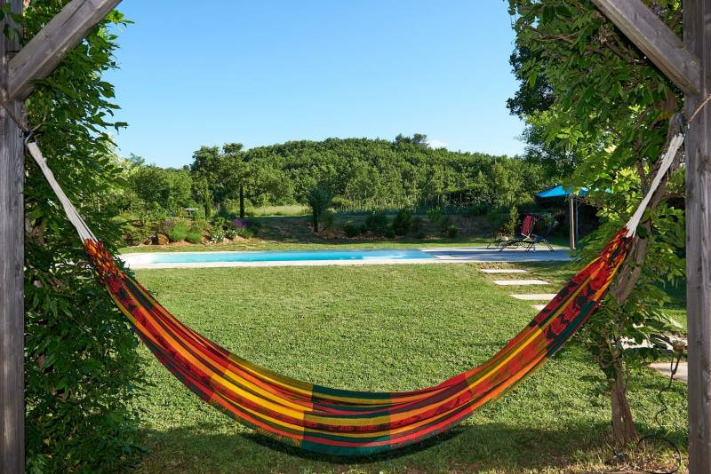 Visite d'une propriété au jardin épuré à Rians dans le Haut-Var