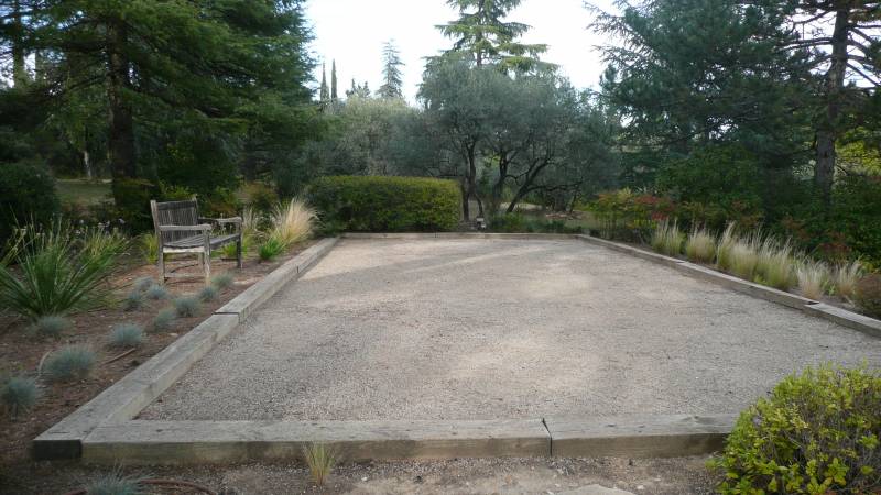 Réalisation d'un jardin sec à Artigues dans le Var