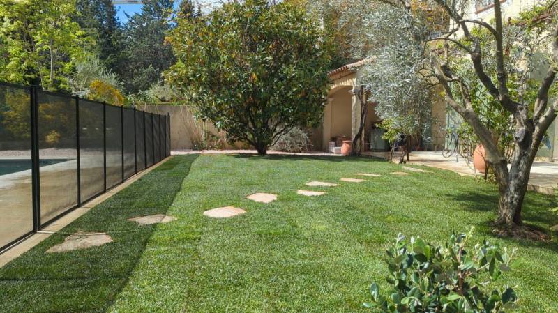 Aménagement d'un jardin à Aix en Provence dans les Bouches du Rhône