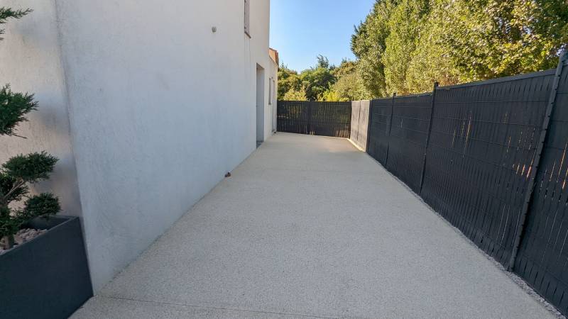 Béton désactivé voiture