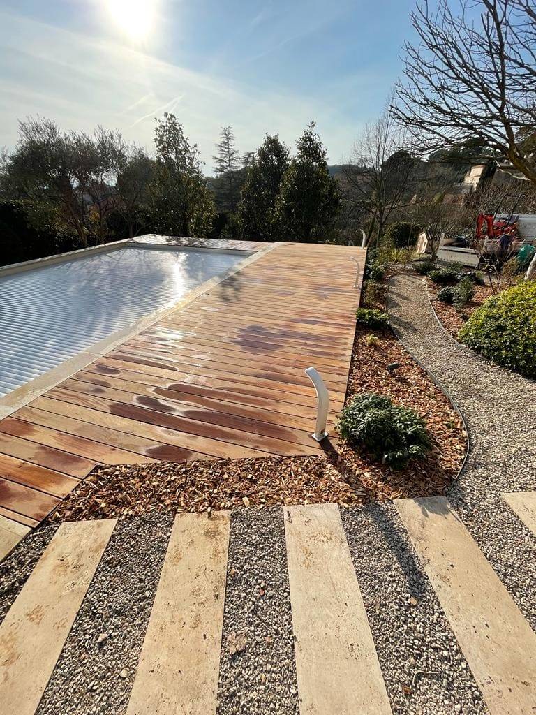 Réalisation d'un jardin à Jouques dans les Bouches-du-Rhône