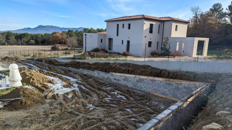 Réalisation d'un chantier en cours à Peynier dans les Bouches-du-Rhône