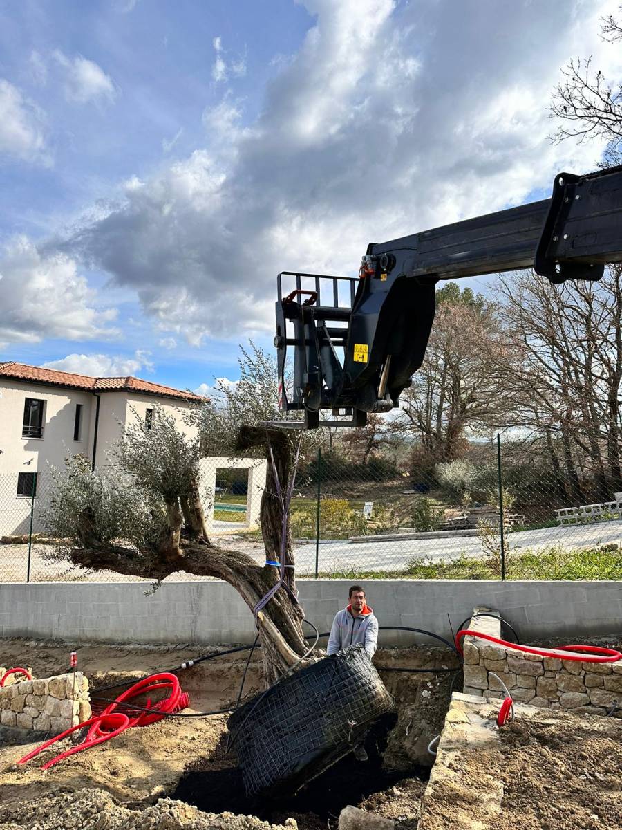 Réalisation d'un chantier en cours à Peynier dans les Bouches-du-Rhône
